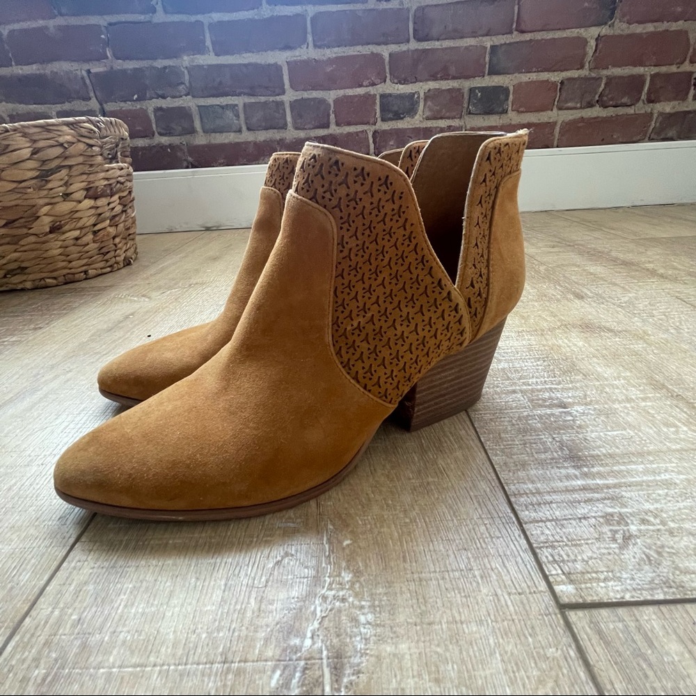 Vince Camuto booties